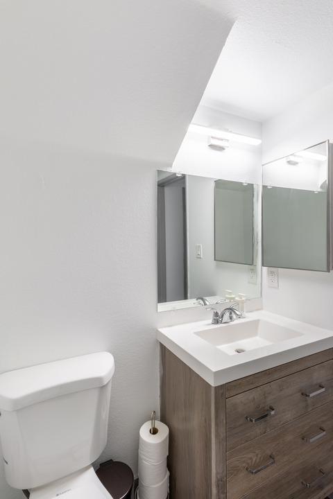 Photo of "#1017-B: Queen Bedroom B" home