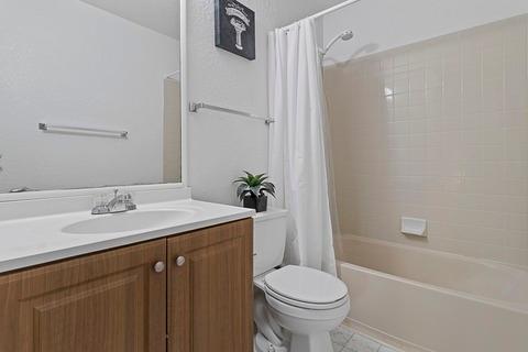 Photo of "#e48: Elusive Pass BEDROOM 2C - 654461 (Has a Room)" home