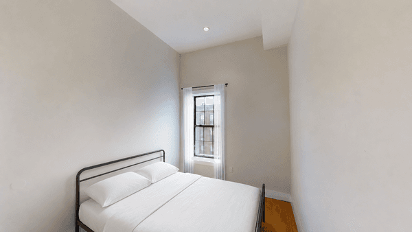Photo of "#1290-D: Full Bedroom D" home