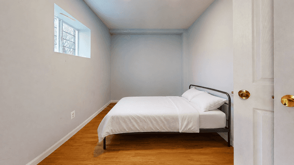Photo of "#1811-G: Queen Bedroom G w/Private Bath" home