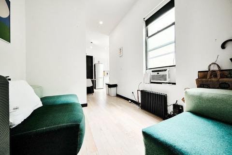 Photo of "#1878-B: Queen Bedroom B w/ Private Bathroom" home