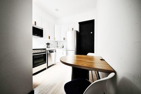Photo of "#1877-C: Queen Bedroom C w/ Private Bathroom" home