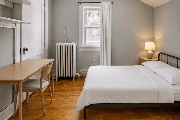 Photo of "#1098-F: Full Bedroom F" home
