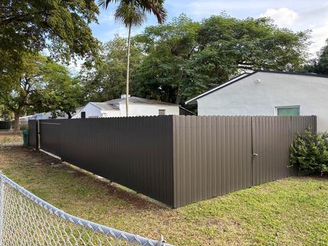 Photo of "#f96: Spacious House w/ relaxing neighborhood nearby  West Buena Vista Park (Has a House)" home