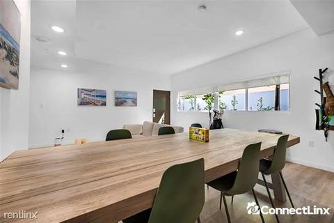 Photo of "#9d4: Stunning Skyline Views and Community Living in Vibrant Little Havana (Has an Apartment)" home