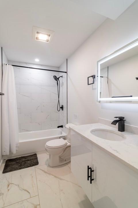 Photo of "#1755-B: Queen Room B" home