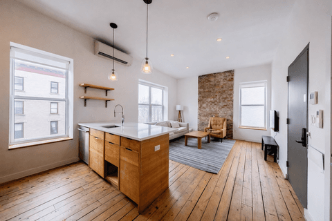 Photo of "#1842-B: Queen Bedroom B" home