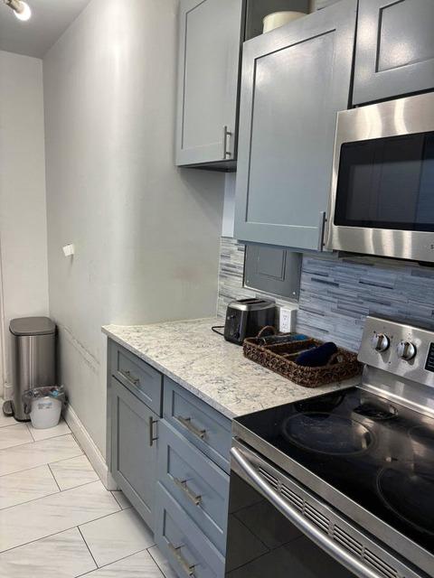Photo of "#f96: Spacious House w/ relaxing neighborhood nearby  West Buena Vista Park (Has a House)" home
