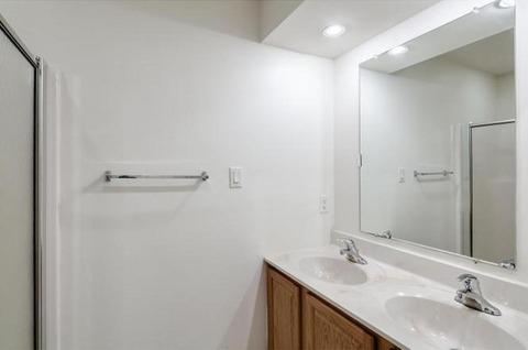 Photo of "#6e9: Stylish Northern Liberties apartment with deck (Has an Apartment)" home