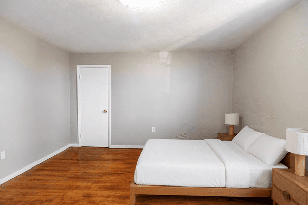 Photo of "#925-D: Queen Bedroom D" home