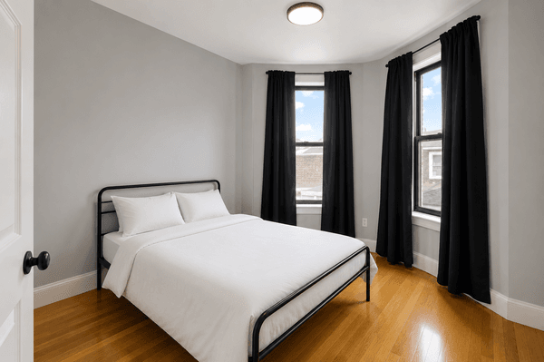 Photo of "#535-A: Queen Bedroom A" home
