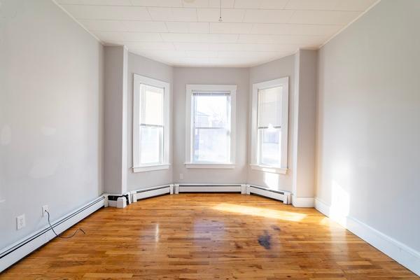 Photo of "#1778-C: Queen Bedroom C" home