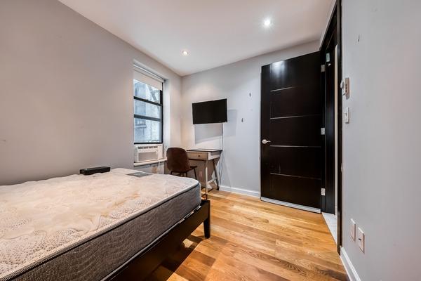 Photo of "#1868-C: Full Bedroom C" home