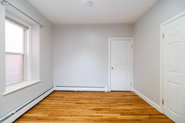 Photo of "#1886-B: Queen Bedroom B" home