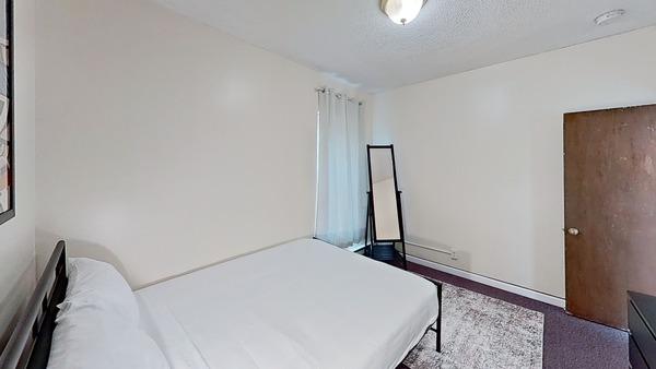 Photo of "#1885-C: Queen Bedroom C" home