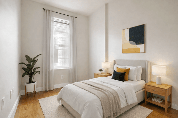 Photo of "#1742-E: Queen Bedroom E" home