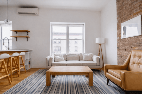 Photo of "#1842-B: Queen Bedroom B" home