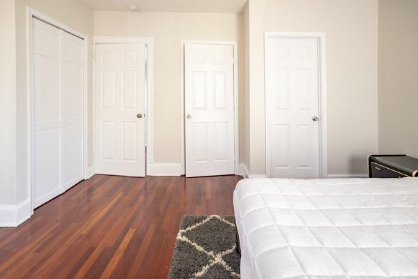 Photo of "#1567-C: Queen Bedroom C w/Private Bathroom" home