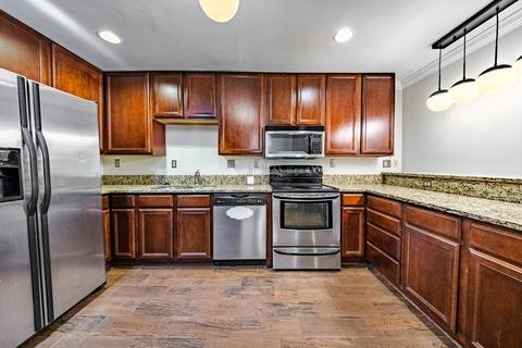 Photo of "#1767-B: Queen Room B w/Private Bathroom" home