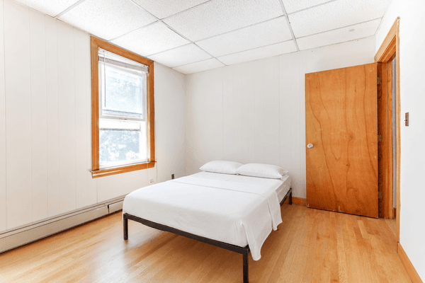 Photo of "#1026-D: Queen Bedroom D" home