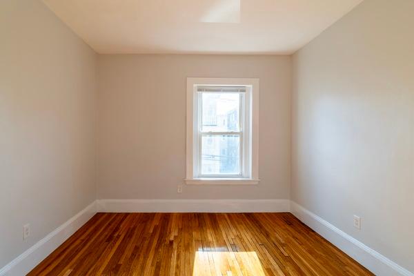 Photo of "#1300-D: Queen Bedroom D" home