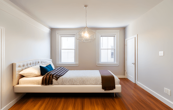 Photo of "#1494-E: Queen Room E" home