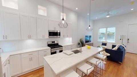 Photo of "#246: Well-connected Northern Liberties apartment with rooftop deck (Has an Apartment)" home