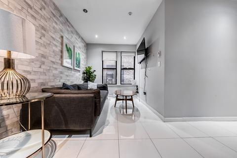 Photo of "#1868-B: Full Bedroom B" home
