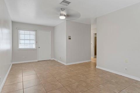 Photo of "#6b9: Fallen Leaf Lane BEDROOM 1B - 654146 (Has a Room)" home