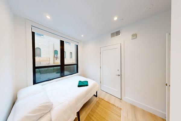 Photo of "#1903-B: Queen Bedroom B" home