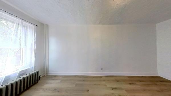 Photo of "#1876-C: Queen Bedroom C" home