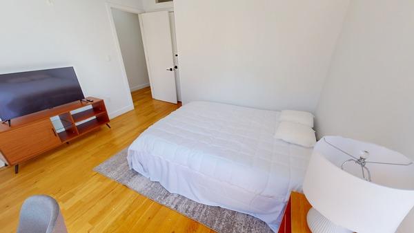 Photo of "#1467-D: Full Bedroom D/w Private Bathroom" home