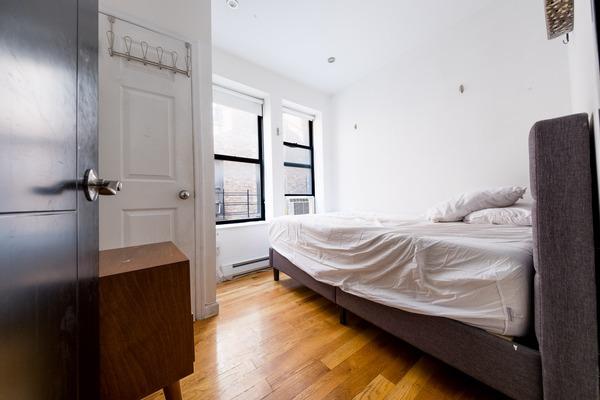 Photo of "#1867-B: Full Bedroom B" home