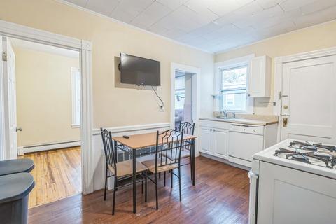 Photo of "#1776-B: Queen Bedroom B" home