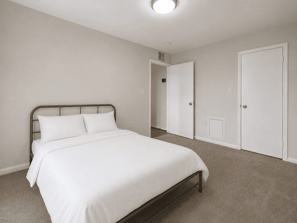 Photo of "#416-2B: Full Bedroom 2B" home