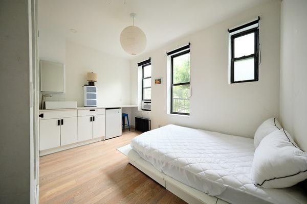 Photo of "#1882-B: Queen Bedroom B w/ Private Bathroom" home