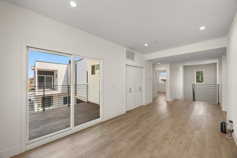Photo of "#1853-A: Queen Bedroom A w/Private Bathroom" home