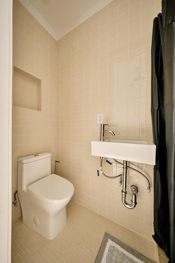 Photo of "#1895-B: Twin Bedroom B w/ Private Bathroom" home