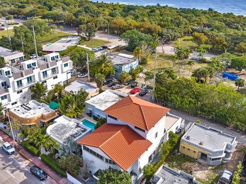 Photo of "#c88: Huge House Half a Block from New Park & Beach (Has a House)" home