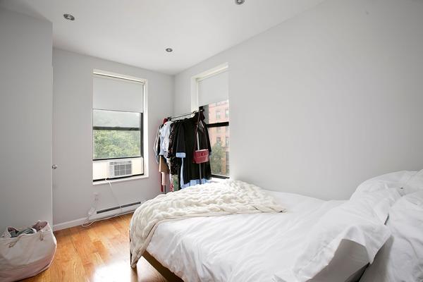 Photo of "#1871-B: Full Bedroom B" home