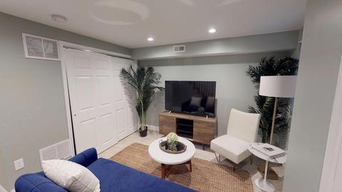 Photo of "#e18: Newly constructed Hawthorne home by Washington Square West (Has a House)" home