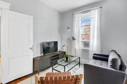 Photo of "#679-C: Queen Bedroom C" home