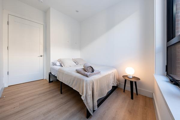 Photo of "#1908-B: Queen Bedroom B" home