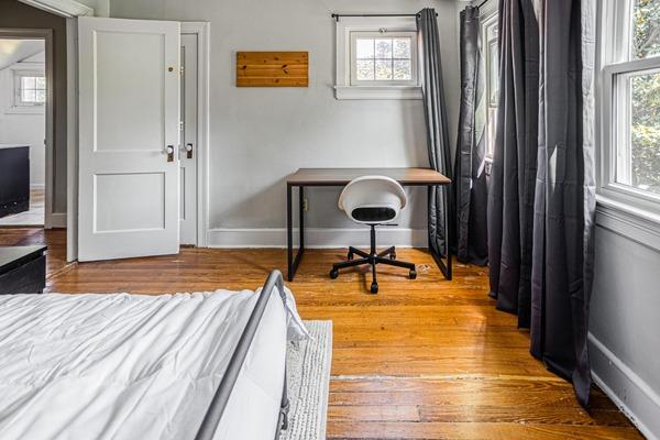 Photo of "#1098-E: Full Bedroom E" home