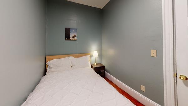 Photo of "#834-E: Full Bedroom E" home