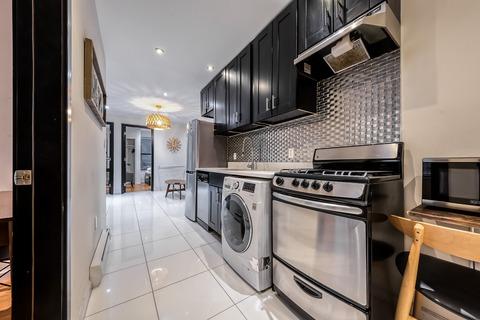 Photo of "#1865-C: Full Bedroom C" home