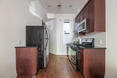 Photo of "#1597-D: Full Bedroom D" home