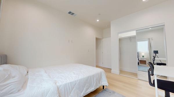 Photo of "#1855-B: Queen Bedroom B" home