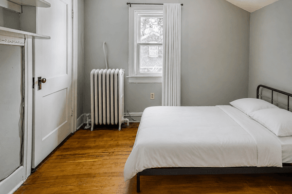Photo of "#1098-F: Full Bedroom F" home